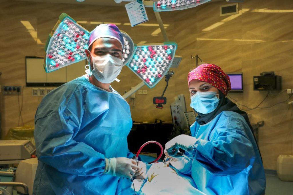 مشاوره قبل از عمل بینی